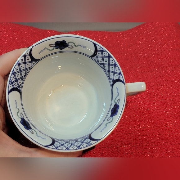 Wedgwood Volendam Tea Cup Only - Picture 5 of 9